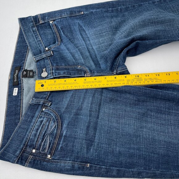 WHBM Low-Rise Womens Jeans Flared Leg Dark Wash Denim White House Black Market 6 - Picture 7 of 10